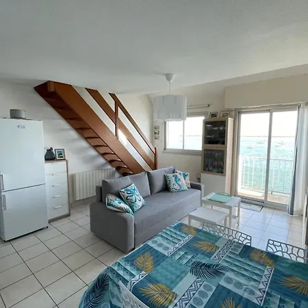 Feet In The Water Breathtaking 180 Sea View! Apartmán