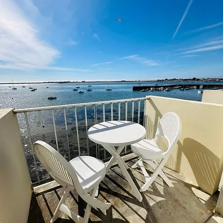 Apartmán Feet In The Water Breathtaking 180 Sea View! *